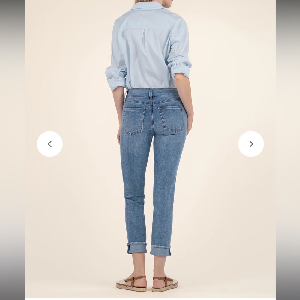 Kut from the Kloth Light Blue Ankle Jeans Amy Crop Size 12 Mid‎ Rise Straight